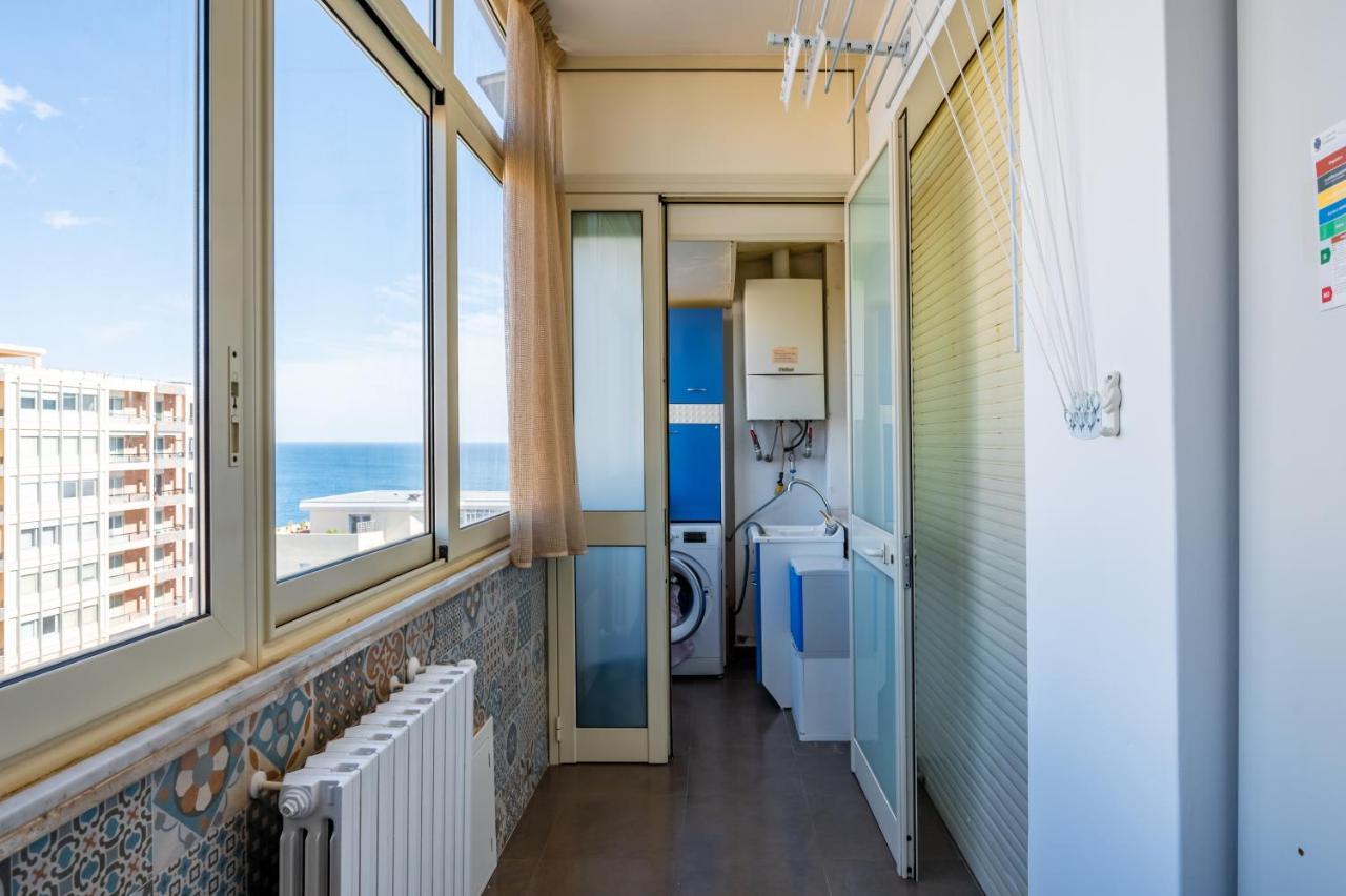 Catania Seaview Apartment With Balcony Exterior foto